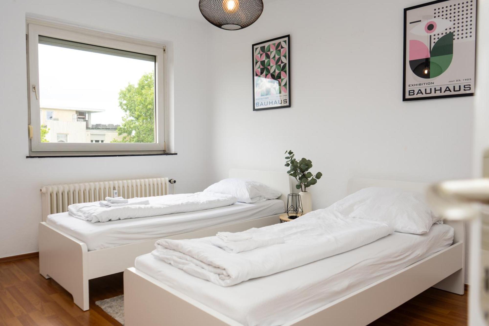 Unique - 2 Bedrooms - Balcony - Kitchen Apartment